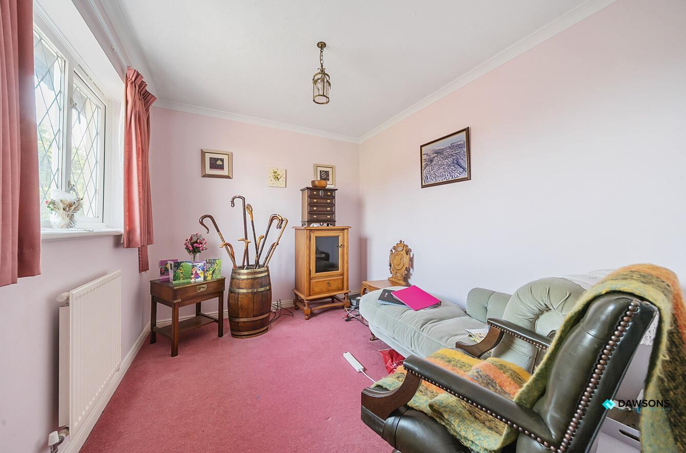Ffordd Draenen Ddu, West Cross, Swansea, SA3 5RP